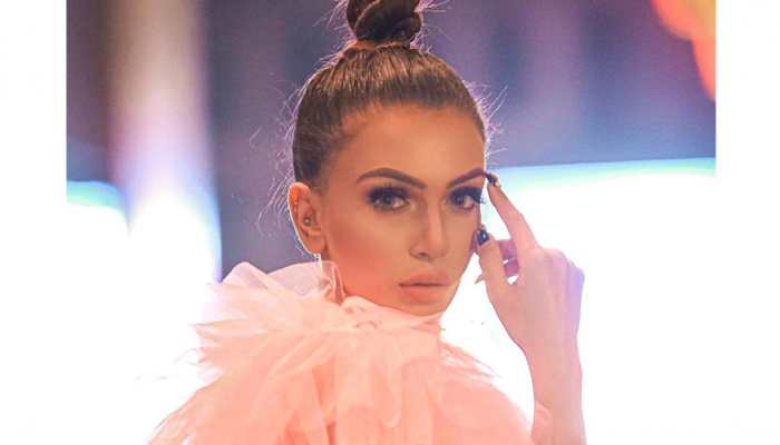 'Tabahi' chartbuster star Sonali Gupta urges people to take all precautionary measures, and maintain healthy habits amid lockdown