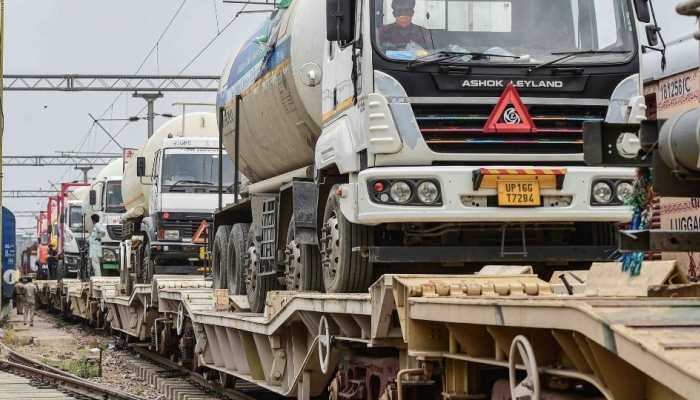 Indian Railway creates record, delivers 1,142 MT of oxygen to 14 states in single day