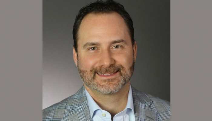 Dr S Alexander Earle on the importance of social media as a marketing tool