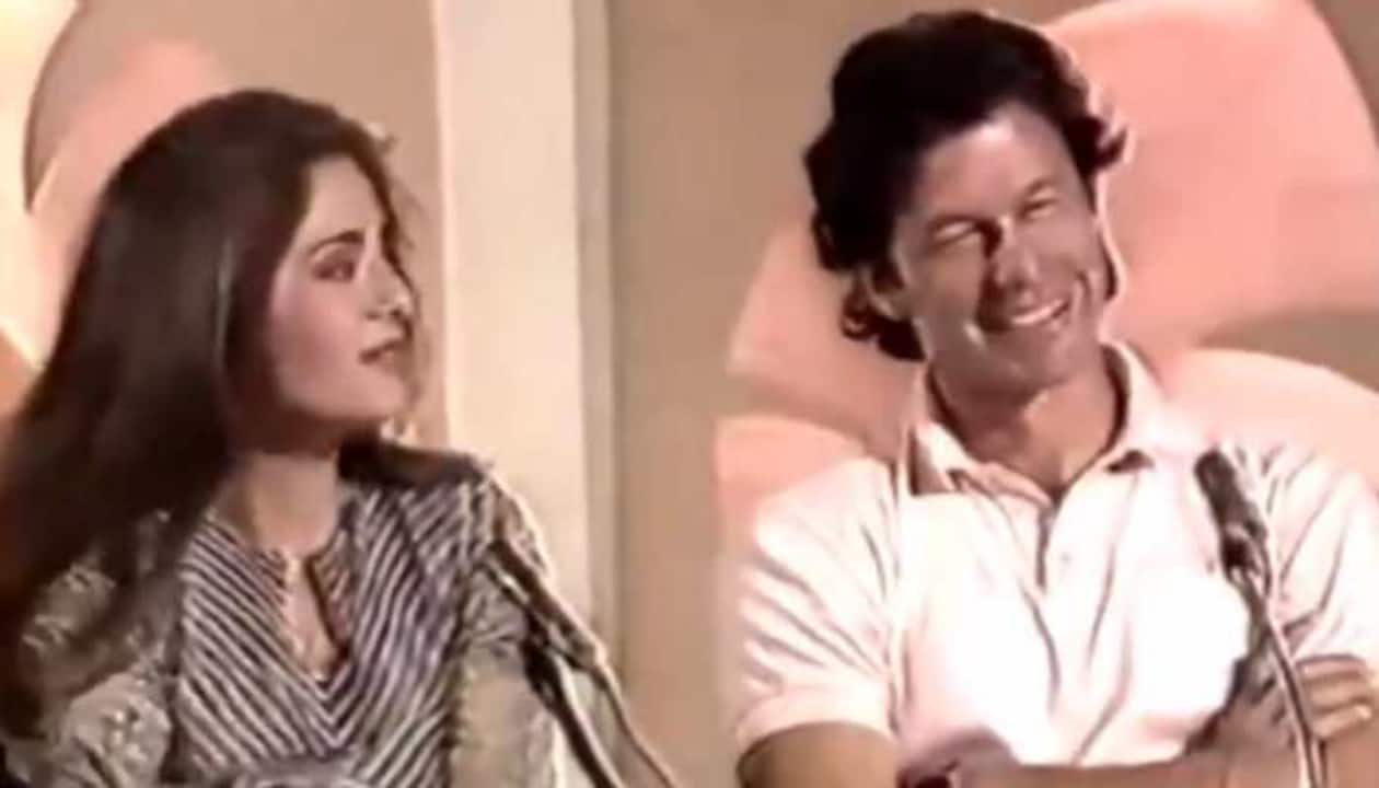 1260px x 720px - Viral video - Pakistan actress 'flirts' with young Imran Khan on talk show  | Cricket News | Zee News