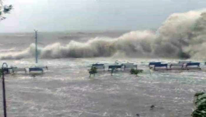 Cyclone Yaas: At least 4 dead, more than 20 lakh evacuated as cyclonic storm pounds Odisha, West Bengal