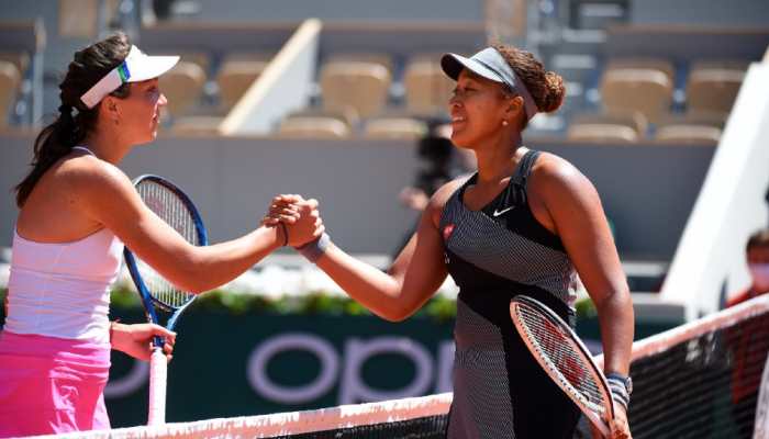 Naomi Osaka (right) after her win in the first round of the French Open in Paris. (Source: Twitter)