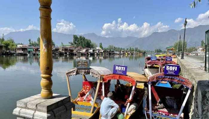 Kashmir tourism industry suffers Rs 1500 crore loss due to COVID-19 pandemic