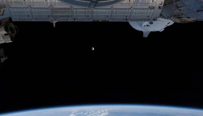 SpaceX cargo Dragon flies into orbital daytime, continues to approach Space Station for docking