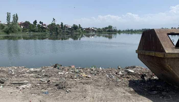 Locals revive lake in Srinagar, remove 1000 trucks of garbage