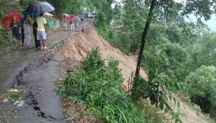 Heavy rains trigger major landslide in Darjeeling, over 30 families affected