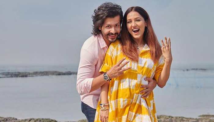 Singer Neeti Mohan and hubby Nihaar Pandya share first pics of newborn, reveal baby name!