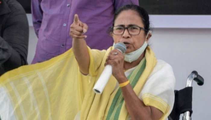 West Bengal to inoculate only 'priority groups' from June 21, due to shortage of vaccine supply