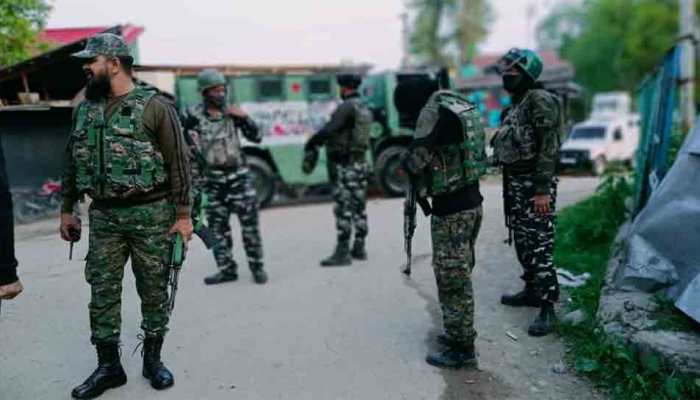 Terrorists attack CRPF party in Shopian&#039;s Zainapora in Jammu and Kashmir