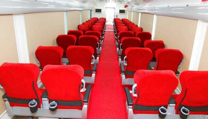 Vistadome coaches, Mumbai-Pune train