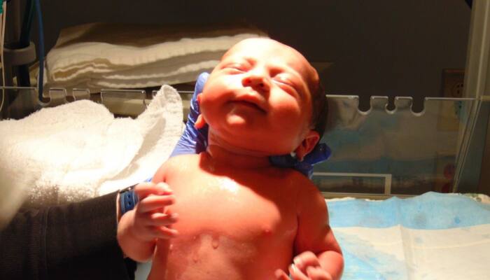 Woman born without Uterus gives birth to a healthy baby girl in Utah!