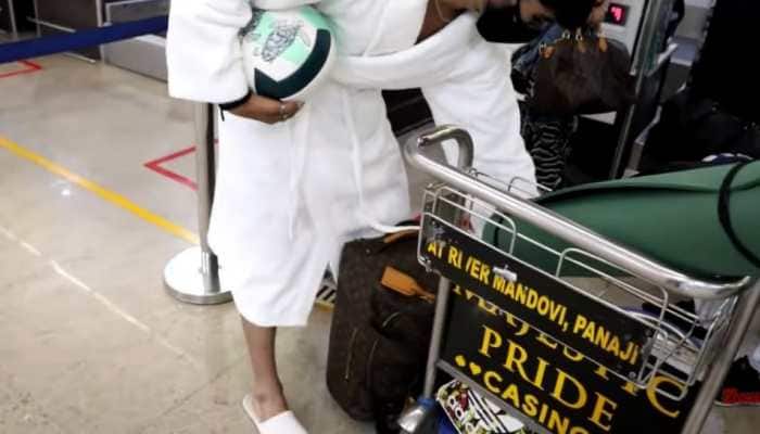 &#039;Kumkum Bhagya&#039; actor Zeeshan Khan tries to board Air India flight in bathrobe - Watch viral video!