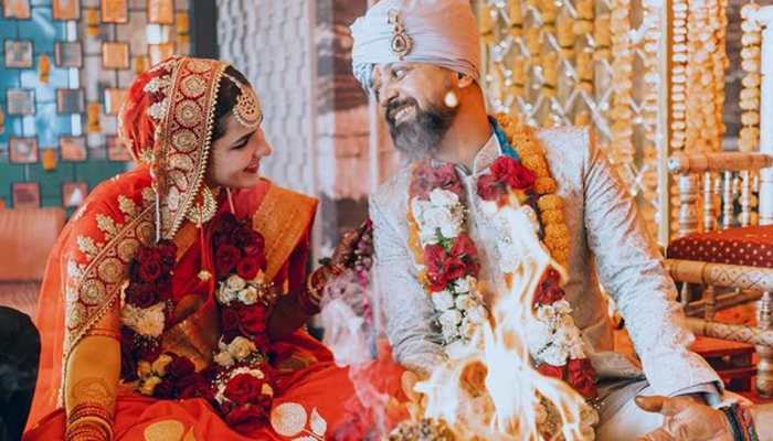 Actress Angira Dhar marries Love Per Square Foot director Vinay Tiwari, couple reveals they tied knot in April - See wedding pics