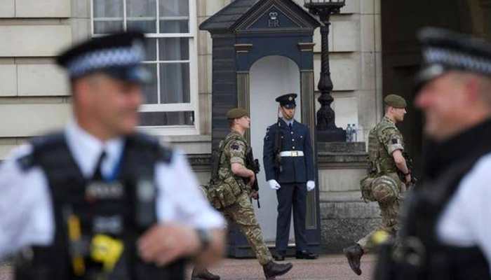 UK&#039;s classified defence documents found at bus stop: Report