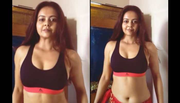 TV actress Devoleena Bhattacharjee sizzles in belly dancing video, fans call her &#039;dancing diva&#039;! - Watch