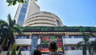 Sensex, Nifty ends in red, IT and bank stocks lead to losses