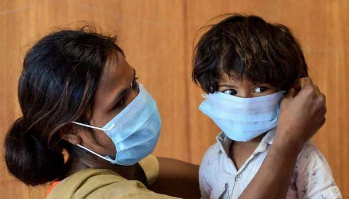 Gujarat: HC turn downs govt&#039;s proposal to reduce mask violation fine