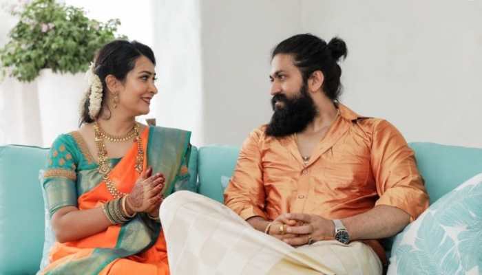Inside &#039;KGF 2&#039; star Yash and wife Radhika&#039;s fancy housewarming ceremony!