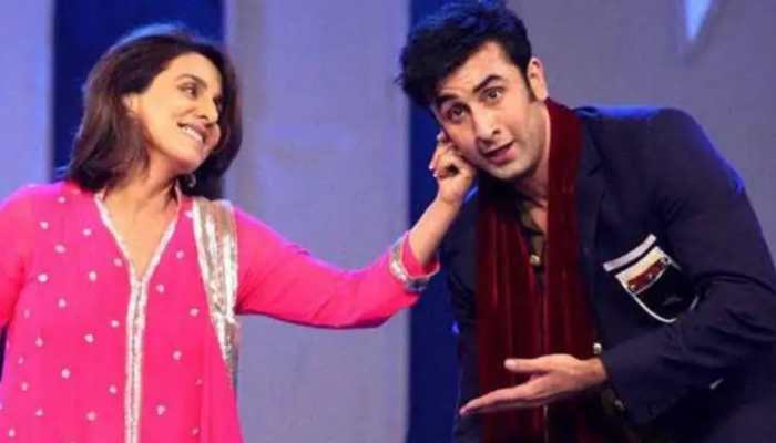  Neetu Kapoor asks her 'good bachcha' Ranbir Kapoor to encourage youngsters to call their parents! - Watch