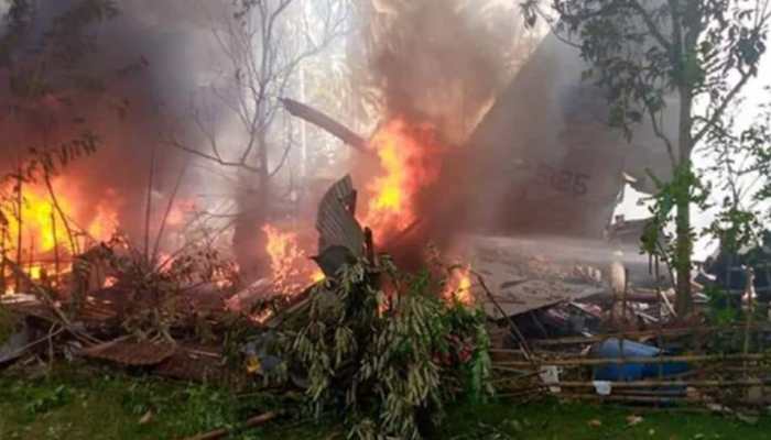 Military plane carrying 92 people crashes in Philippines, at least 40 rescued, many feared dead