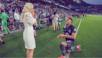 American Footballer Hassani Dotson Stephenson proposes girlfriend on pitch, video goes viral - WATCH