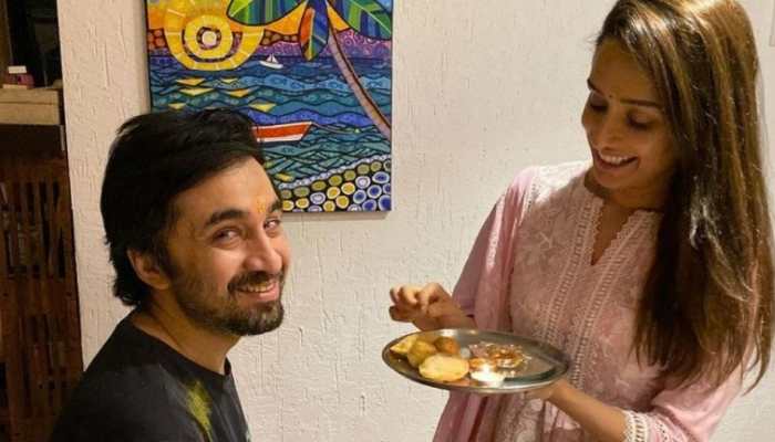 Shraddha Kapoor pens heartwarming note for brother Siddhanth on his birthday, says ‘you make my life beautiful and bright’!