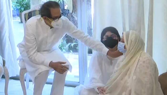 Maharashtra CM Uddhav Thackrey arrives at Dilip Kumar’s residence, consoles Saira Banu