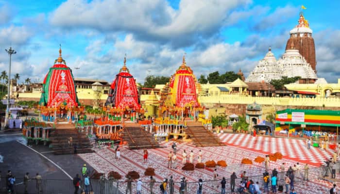 Rath Yatra 2021: Take a divine virtual tour of Lord Jagannath Puri Temple  on day one - In Pics | News | Zee News