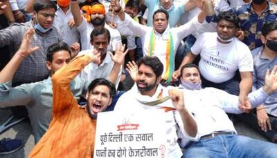 BJP workers protest over water shortage in Delhi, try to cut supply to Satyendar Jain's house