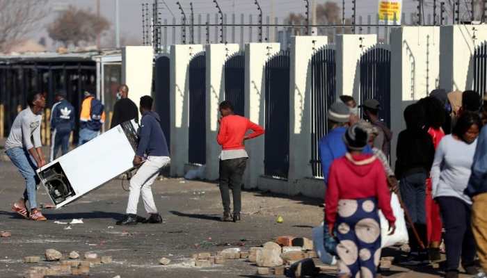 Jailing of ex-president Jacob Zuma: Violence in South Africa continues 