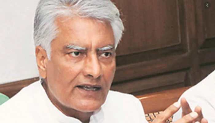 Jakhar targets angry Congress 
