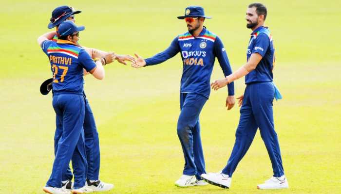India vs Sri Lanka 3rd ODI: Five debutants for Team India, Shikhar Dhawan wins toss and bats