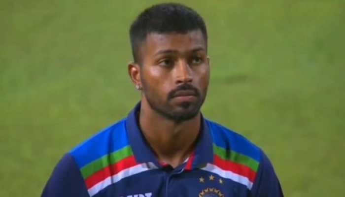 IND vs SL 1st T20I: India all-rounder Hardik Pandya sings Sri Lanka national anthem, video goes viral – WATCH