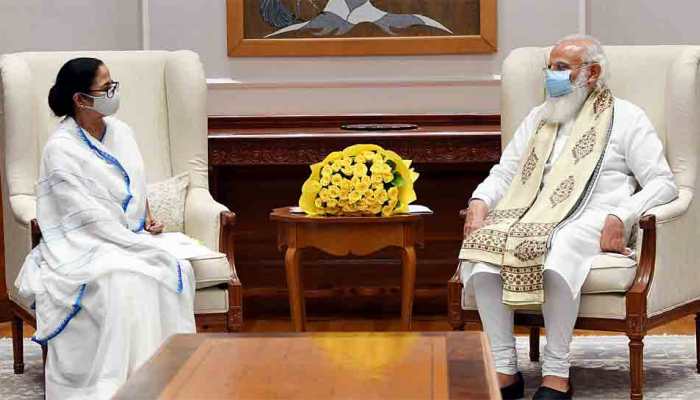 Bengal CM Mamata Banerjee meets PM Narendra Modi, raises more COVID vaccine for state