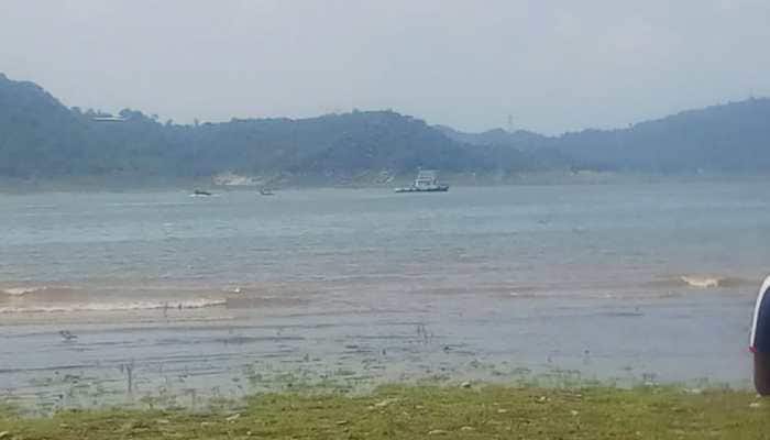 Indian Army helicopter crashes near Ranjit Sagar Dam in J&amp;K&#039;s Kathua, no casualties reported
