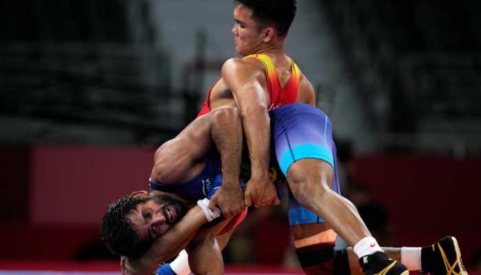 Tokyo Olympics Wrestling: Bajrang Punia Edges Into Semis, 1 Step Away ...