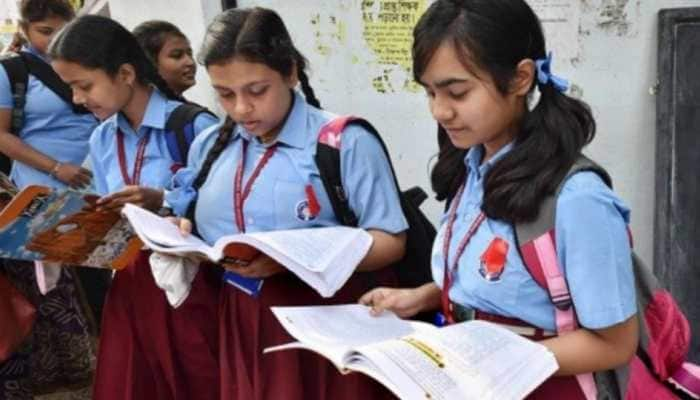 Why New Syllabus CBSE MCQ Question Banks Is A Must For 10th &amp; 12th Term 1 Board Exams 2021-22?