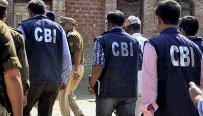 CBI arrests SDMC&#039;s Additional Director (Education dept.) for demanding and accepting Rs 2 lakh bribe