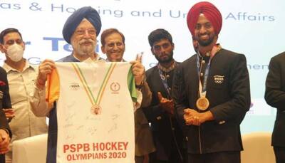 Tokyo Olympics: Hardeep Puri felicitates players from Indian men's hockey team, announces reward of Rs 15 lakh each