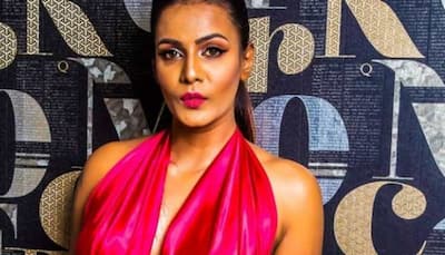 Meera Mitun casteist slur case: Actress threatens to injure herself before arrest in viral video - Watch