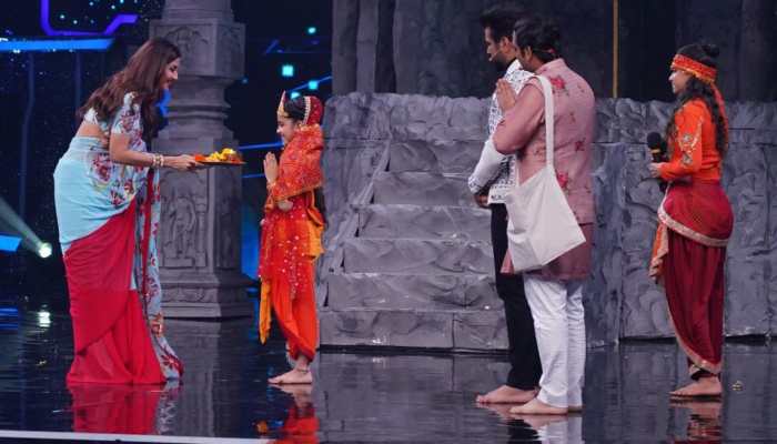 Trending: Shilpa Shetty back on Super Dancer Chapter 4, performs Kanjak puja for contestant