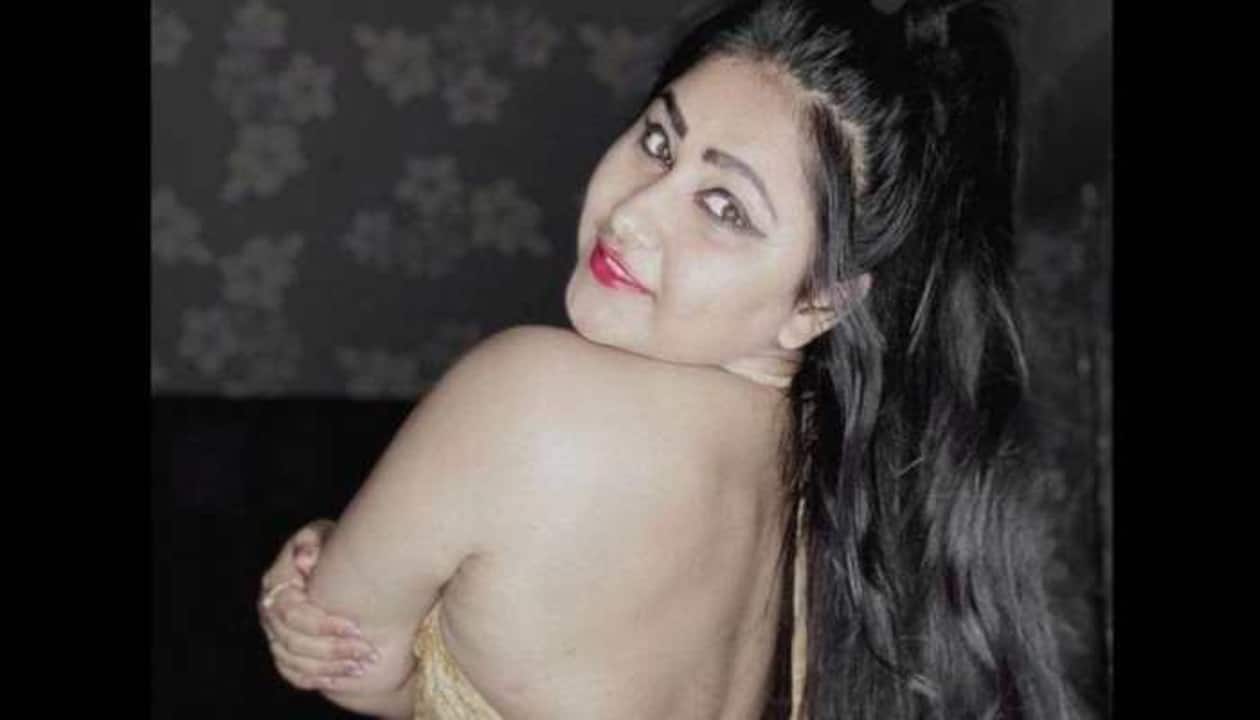 Trisha Sex Photos - Bhojpuri actress Priyanka Pandit's nude video goes viral | People News |  Zee News