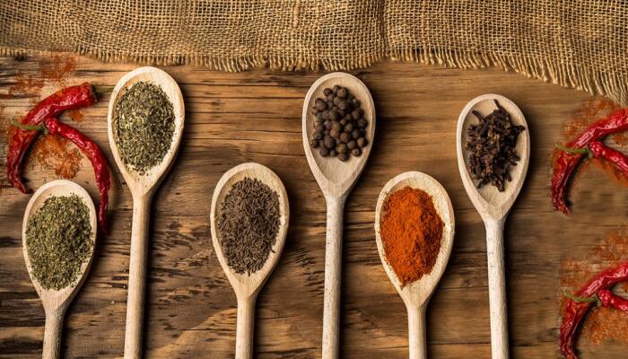 Are Indian spices healthy? Kareena Kapoor's nutritionist Rujuta Diwekar spills the secret!