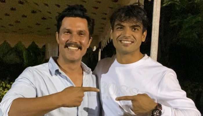 Neeraj Chopra catches up with &#039;favourite actor&#039; Randeep Hooda, see pic