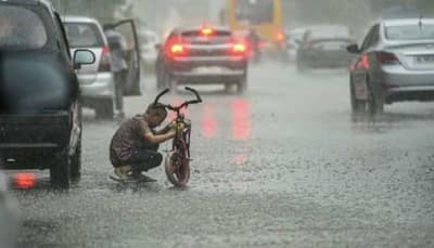 Heavy rain lashes parts of Delhi-NCR, IMD predicts more rainfall