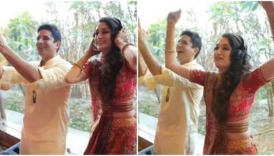 DJ Dulhaniya: Bride takes control of DJ in wedding ceremony-Watch viral video
