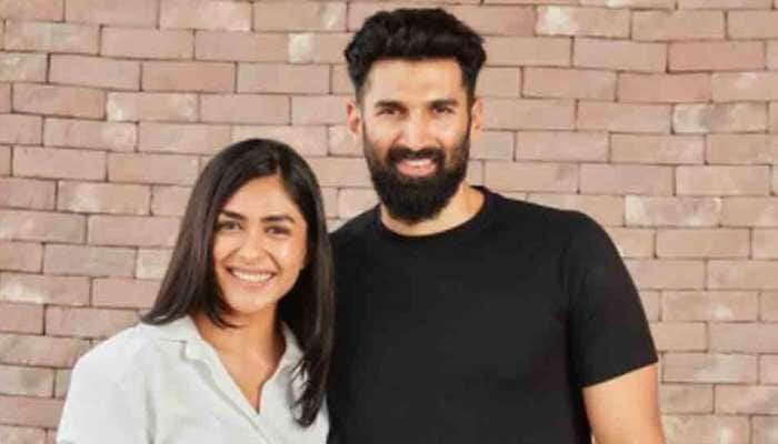 Mrunal Thakur joins Aditya Roy Kapur for Hindi remake of Tamil hit &#039;Thadam&#039;