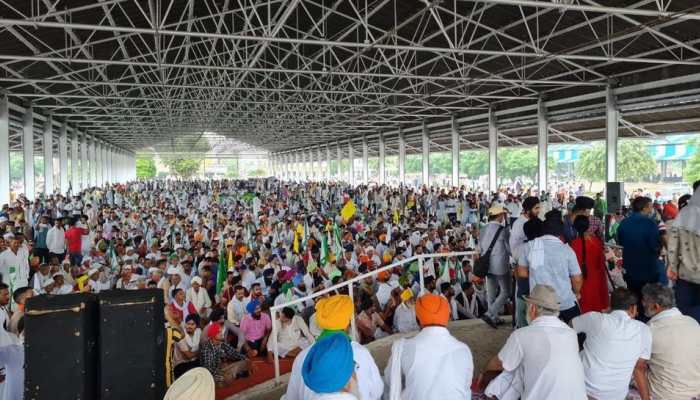 Kisan Mahapanchayat in Haryana’s Karnal underway; mobile internet services suspended, prohibitory orders imposed 