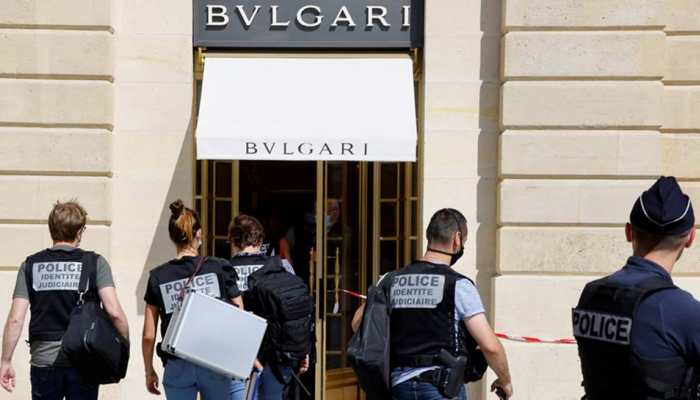 Three suspects held for 10 million Euro Bulgari jewelry heist in Paris