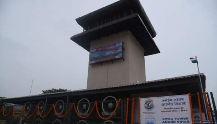 India&#039;s first functional smog tower inaugurated near Anand Vihar metro station in Delhi 